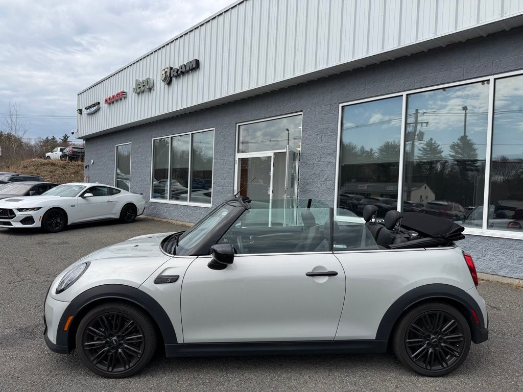 2023 MINI Cooper S Signature