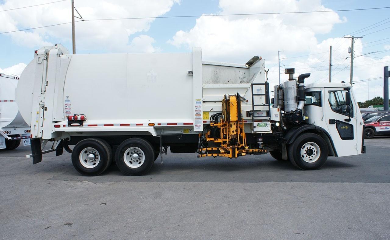 2023 Mack LR64 31 Yard New Way Side Loader Garbage Truck