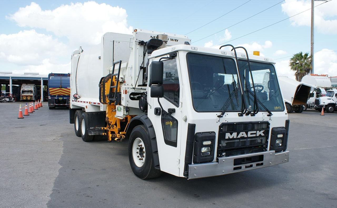 2023 Mack LR64 31 Yard New Way Side Loader Garbage Truck