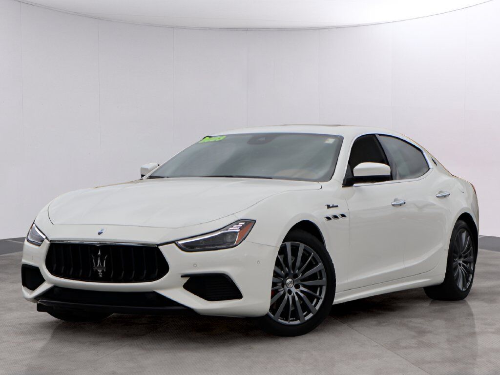 2023 Maserati Ghibli Modena Q4