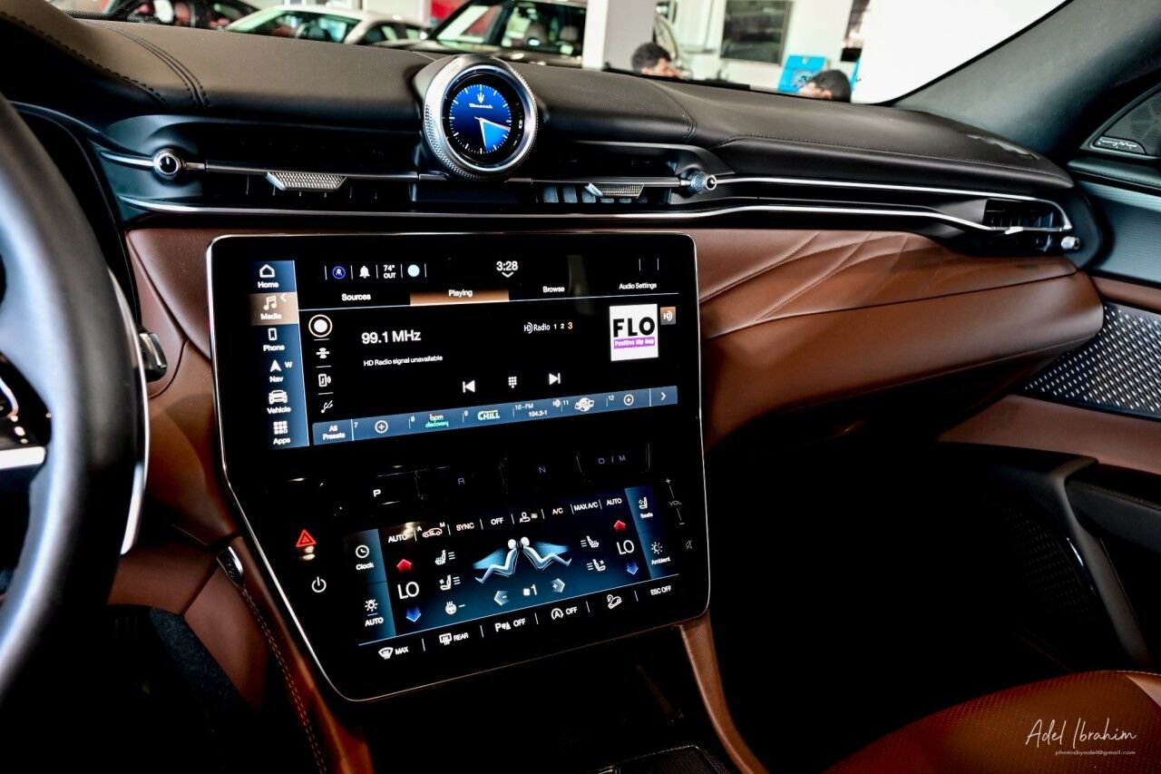 2023 Maserati Grecale GT, Pano Roof, Heated and Colled Seats, Premium Leather Springfield NJ