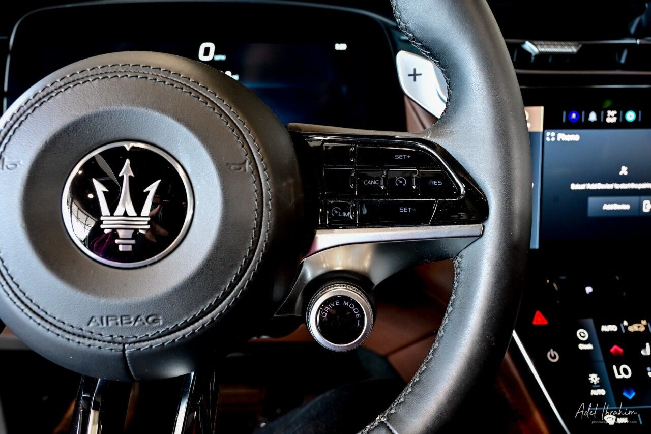 2023 Maserati Grecale GT, Pano Roof, Heated and Colled Seats, Premium Leather Springfield NJ