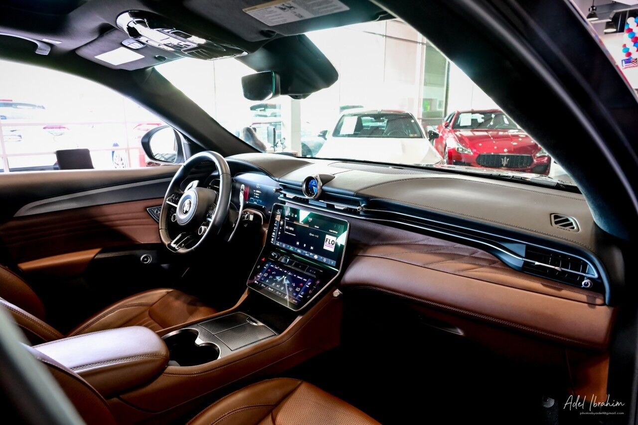 2023 Maserati Grecale GT, Pano Roof, Heated and Colled Seats, Premium Leather Springfield NJ