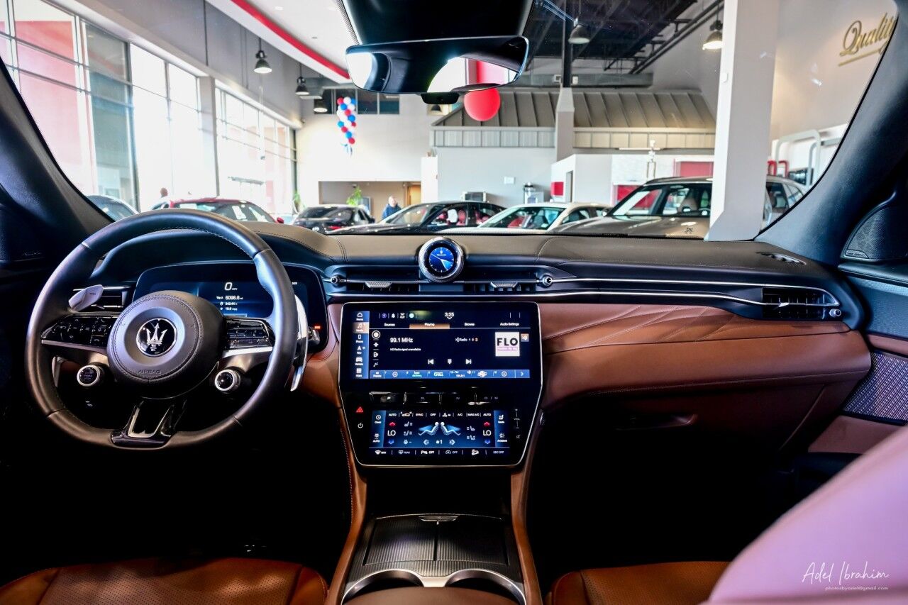 2023 Maserati Grecale GT, Pano Roof, Heated and Colled Seats, Premium Leather Springfield NJ
