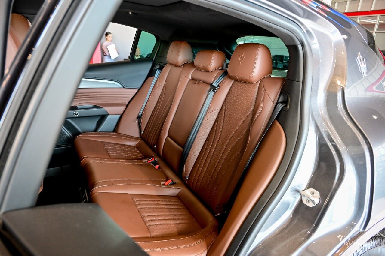 2023 Maserati Grecale GT, Pano Roof, Heated and Colled Seats, Premium Leather Springfield NJ