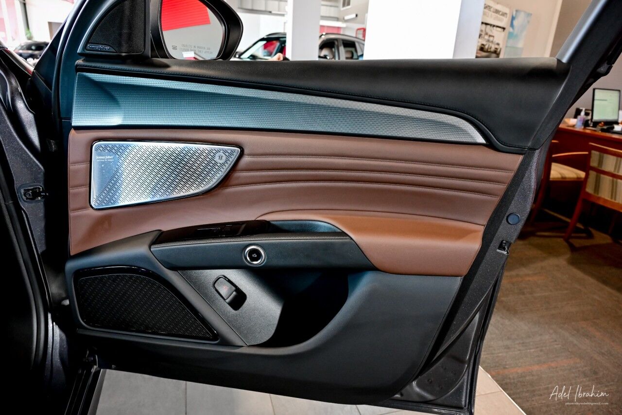 2023 Maserati Grecale GT, Pano Roof, Heated and Colled Seats, Premium Leather Springfield NJ