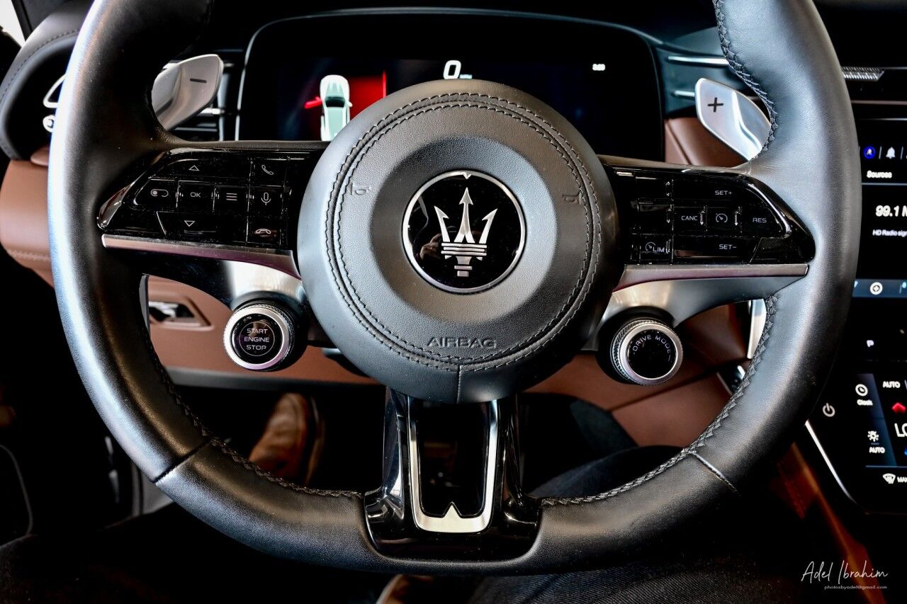 2023 Maserati Grecale GT, Pano Roof, Heated and Colled Seats, Premium Leather Springfield NJ