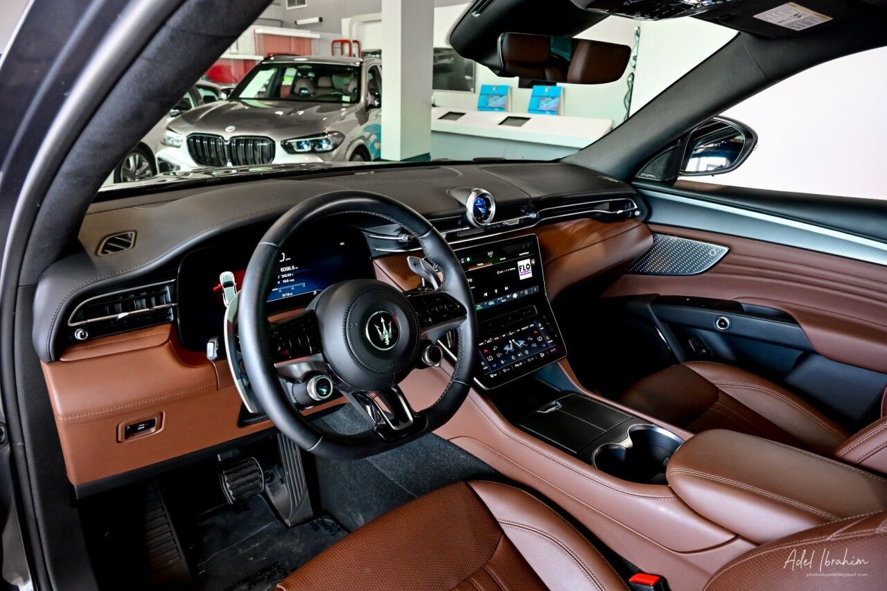 2023 Maserati Grecale GT, Pano Roof, Heated and Colled Seats, Premium Leather Springfield NJ