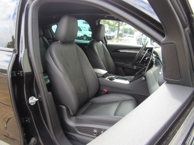 2023 Maserati Grecale Modena Plano TX