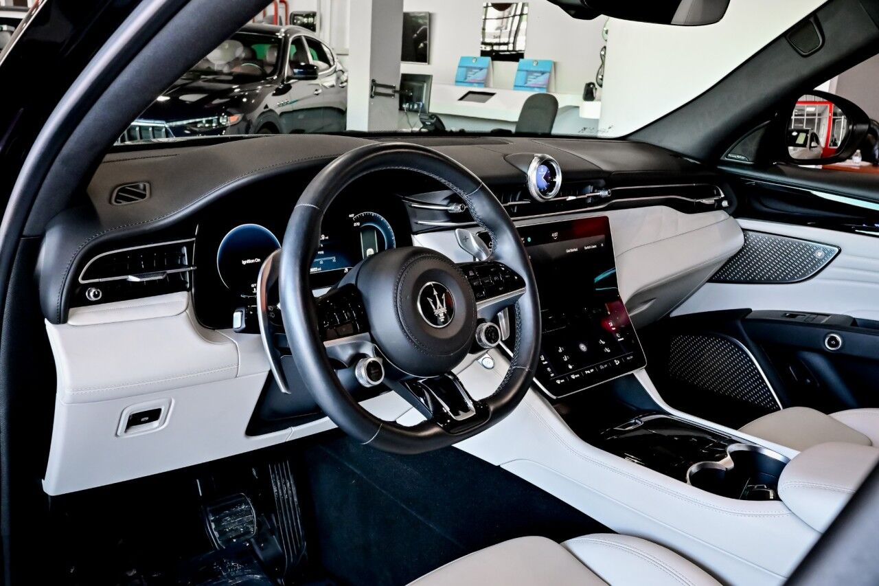 2023 Maserati Grecale Modena, Premium Plus Pkg, Adaptive Headlights, 20'' Wheels, Surround View Camera Springfield NJ