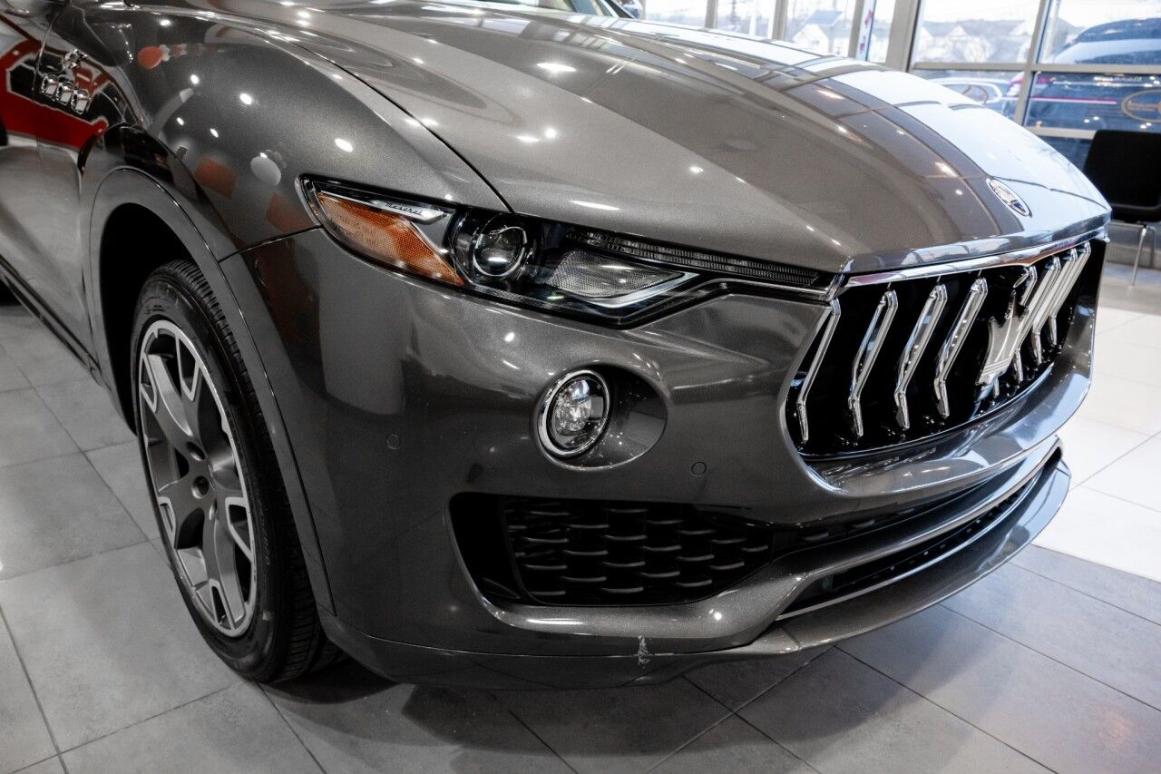 2023 Maserati Levante Base GT photo 11