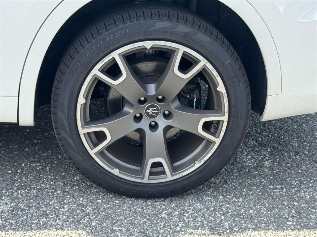 2023 Maserati Levante Modena Medford NY