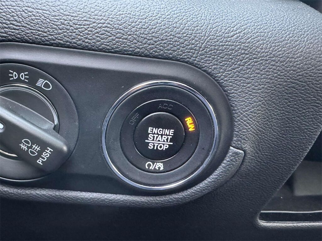 2023 Maserati Levante Modena Medford NY