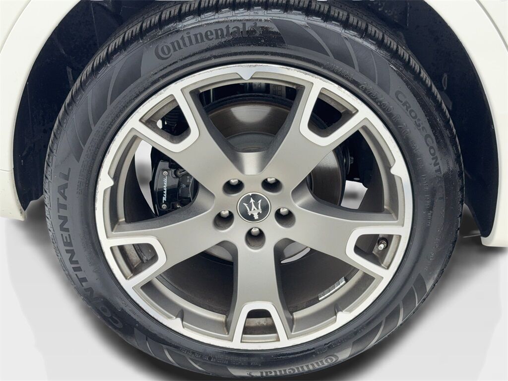 2023 Maserati Levante Modena NAV,CAM,PANO,HTD STS,BLIND SPOT,20&quot; WLS Plano TX