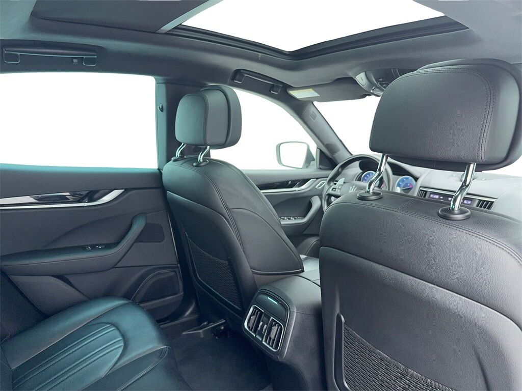 2023 Maserati Levante Modena NAV,CAM,PANO,HTD STS,BLIND SPOT,20&quot; WLS Plano TX