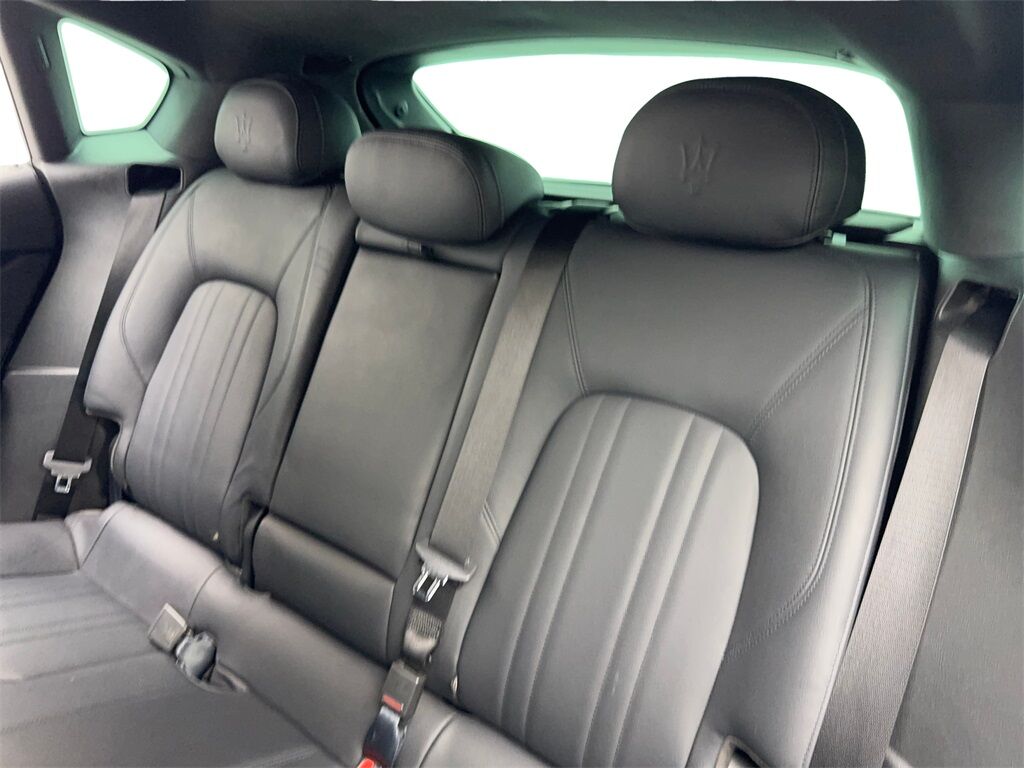 2023 Maserati Levante Modena NAV,CAM,PANO,HTD STS,BLIND SPOT,20&quot; WLS Irving TX