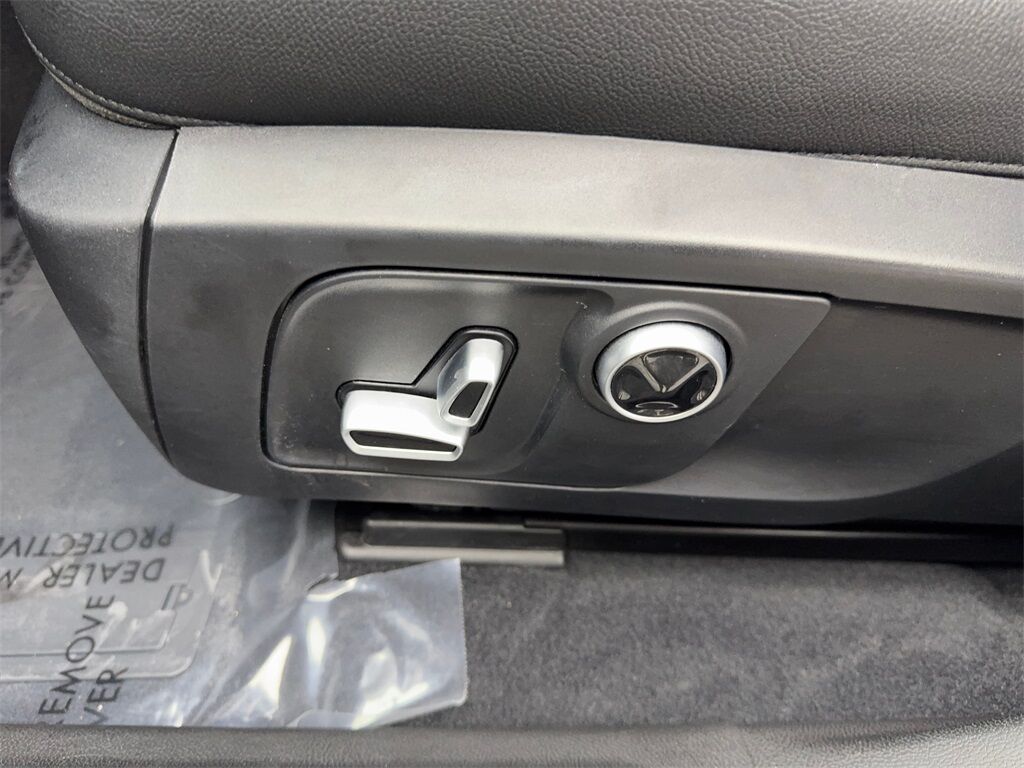 2023 Maserati Levante Modena NAV,CAM,PANO,HTD STS,BLIND SPOT,20&quot; WLS Irving TX