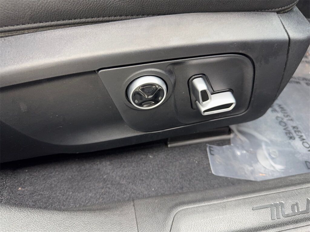 2023 Maserati Levante Modena NAV,CAM,PANO,HTD STS,BLIND SPOT,20&quot; WLS Irving TX