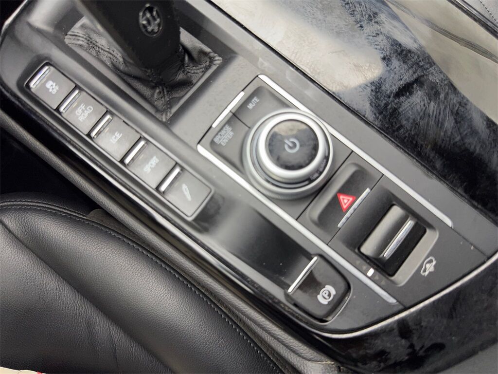 2023 Maserati Levante Modena NAV,CAM,PANO,HTD STS,BLIND SPOT,20&quot; WLS Irving TX