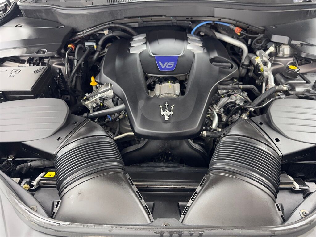 2023 Maserati Levante Modena NAV,CAM,PANO,HTD STS,BLIND SPOT,20&quot; WLS Irving TX