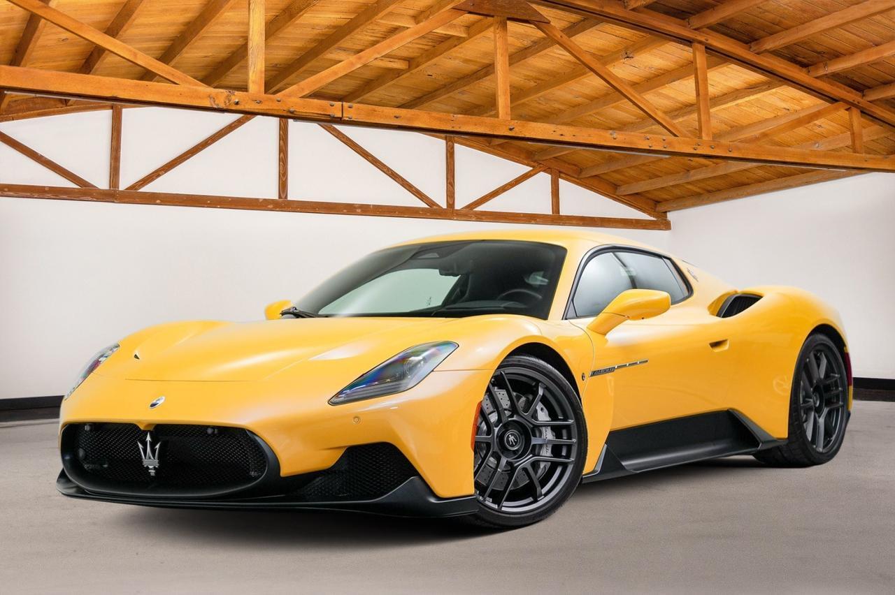 2023 Maserati MC20