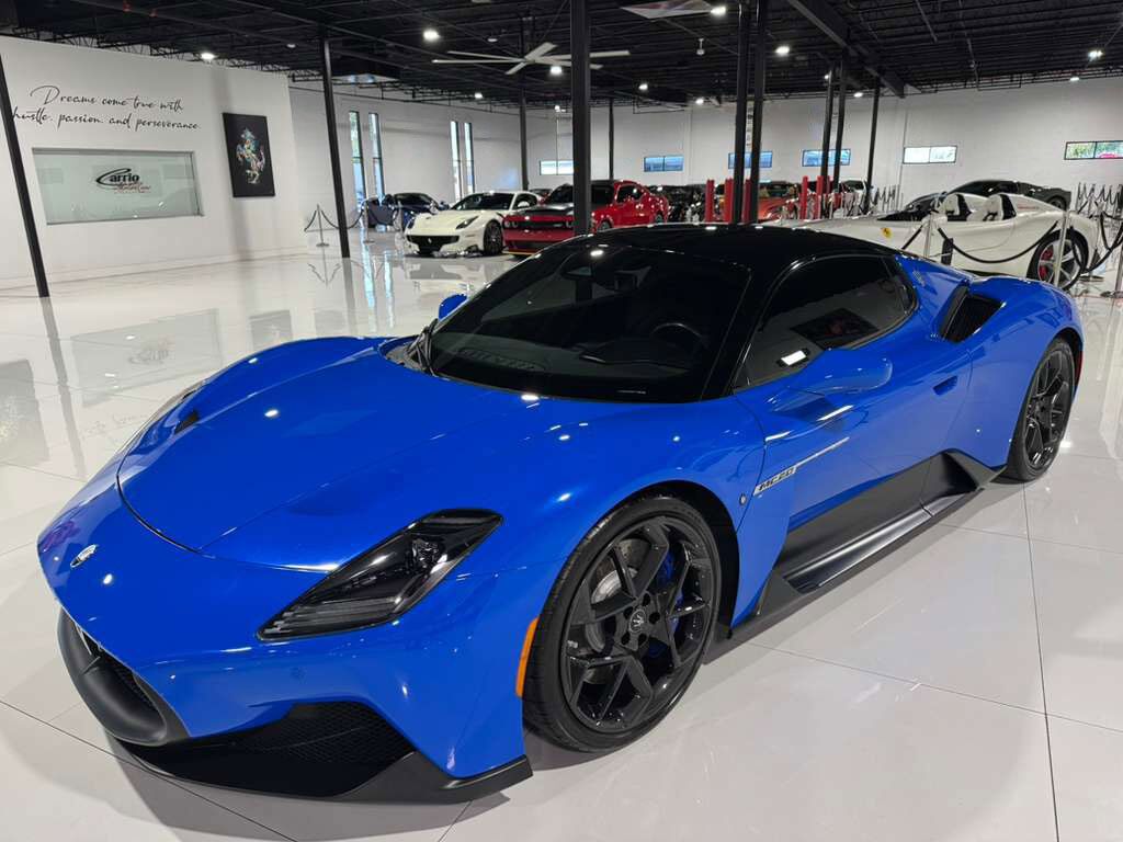 2023 Maserati MC20 Blu Infinito paint, carbon galore AND MUCH MORE!!