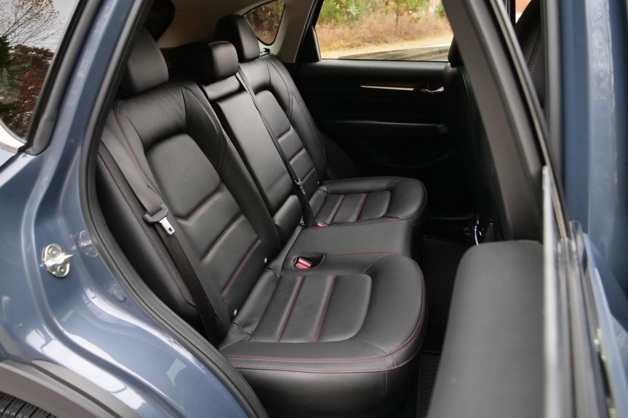 2023 Mazda CX-5 2.5 S Carbon Edition AWD / Heated Seats / Sunroof! Lincolnton NC