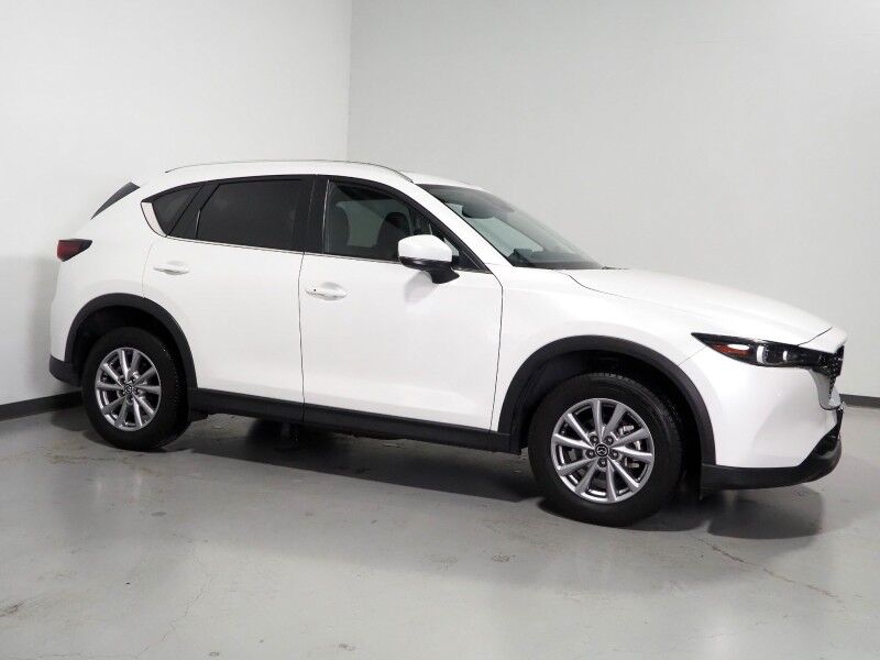 2023 Mazda CX-5 2.5 S Preferred Package AWD *ADAPTIVE CRUISE, SAFETY ALERTS, BACKUP-CAMERA, MOONROOF, LEATHER, HEATED SEATS, KEYLESS ENTRY, LED HEADLIGHTS, ANDROID & APPLE