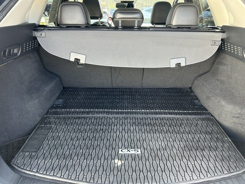 2023 Mazda CX-5 2.5 S Premium Plus Package - 1 OWNER Whitinsville MA