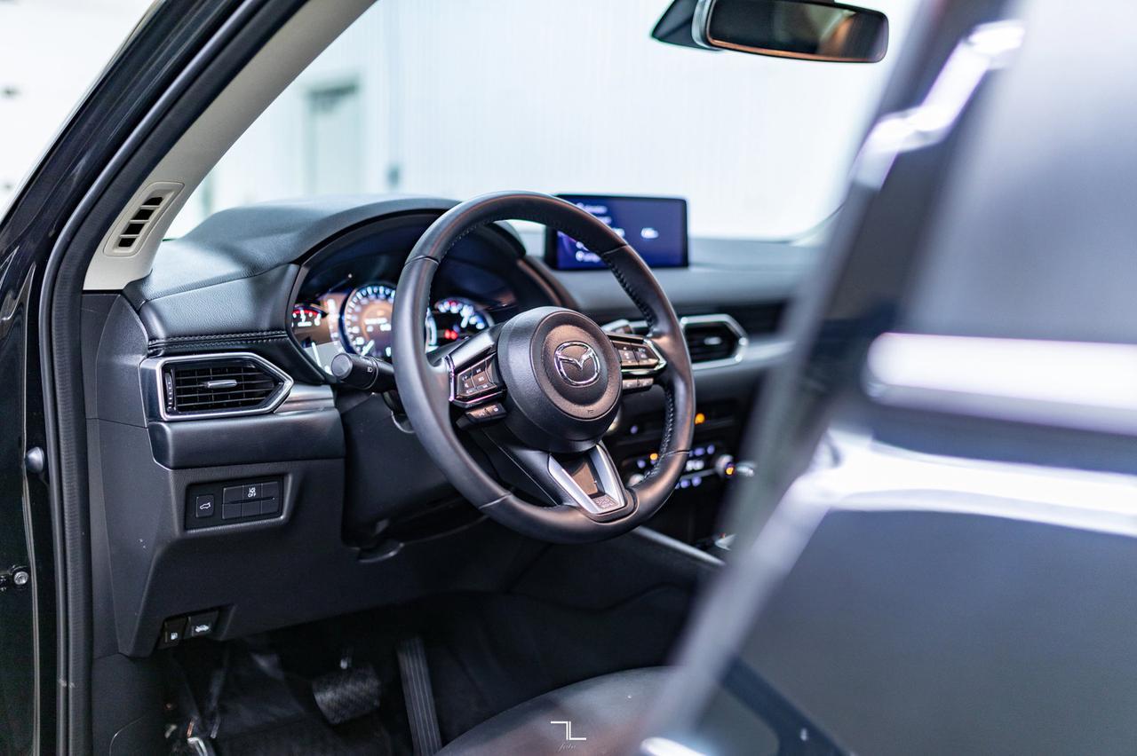 2023 Mazda CX-5 AWD Kuro Edition Leather Roof BCam Red Deer AB