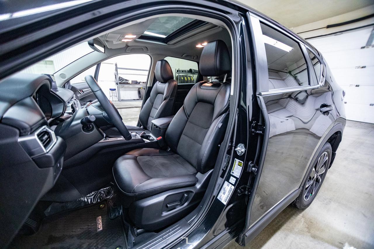 2023 Mazda CX-5 AWD Kuro Edition Leather Roof BCam Red Deer AB