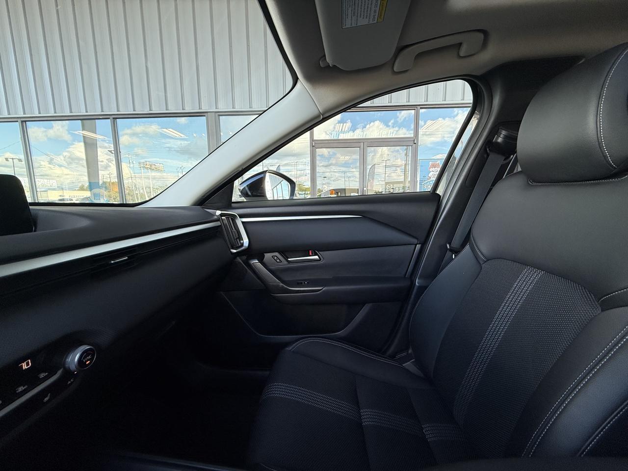 2023 Mazda CX-50 Preferred Plus photo 19