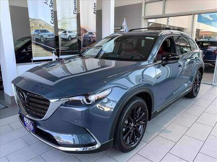 2023_Mazda_CX-9_Carbon Edition AWD_ Oshkosh WI