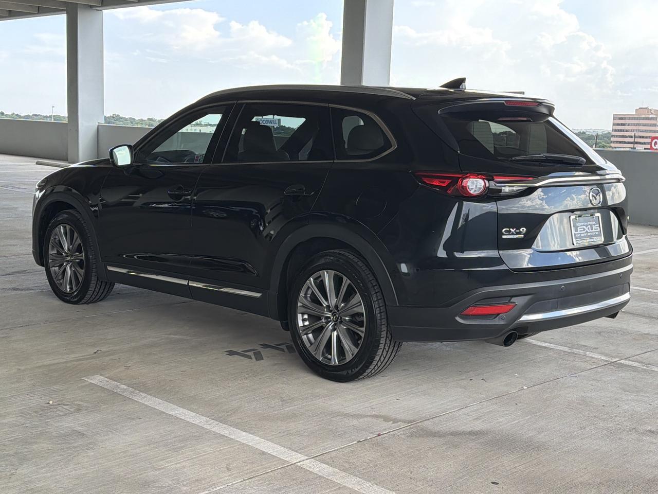 2023 Mazda CX-9 Signature