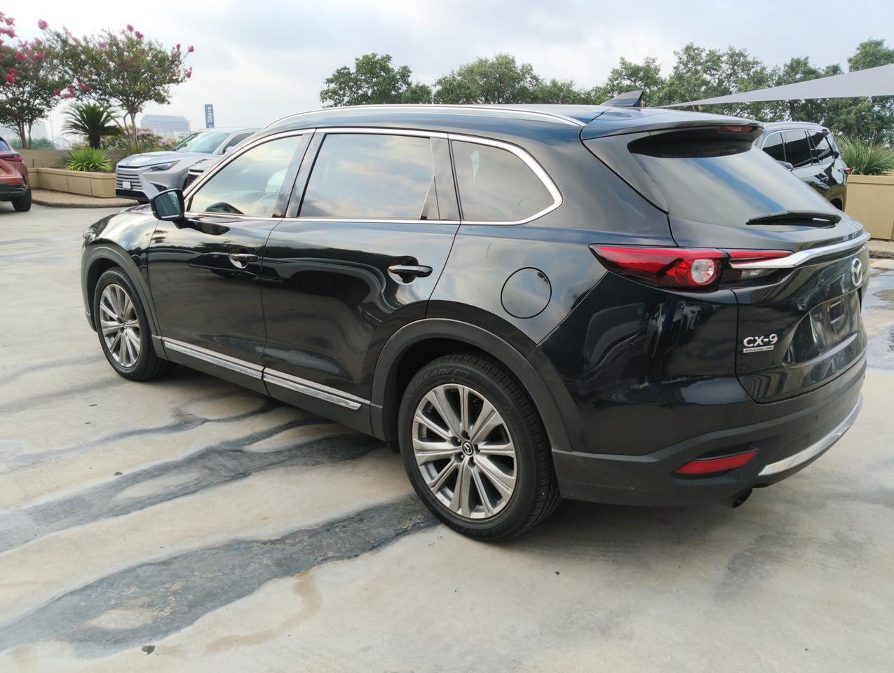 2023 Mazda CX-9 Signature