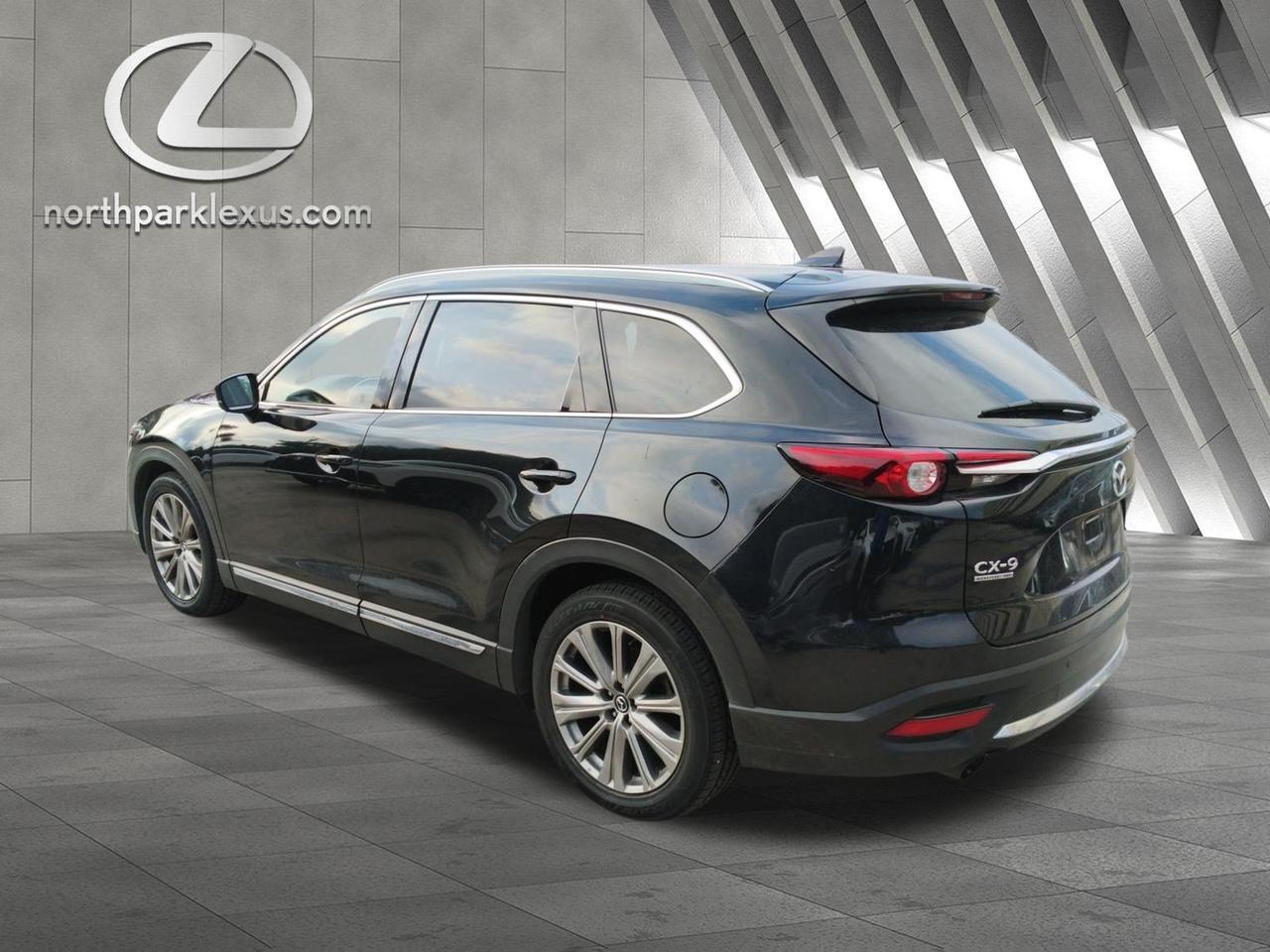 2023 Mazda CX-9 Signature