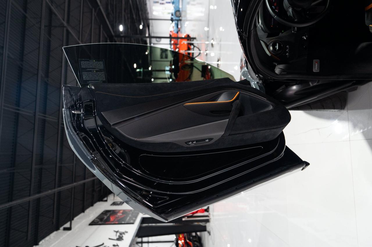 2023 McLaren 720S Luxury Spider MSO Chicane Grey paint,Carbon Black/Scoria Grey interior,Bowers & Wilkins audio & MORE Fort Lauderdale FL