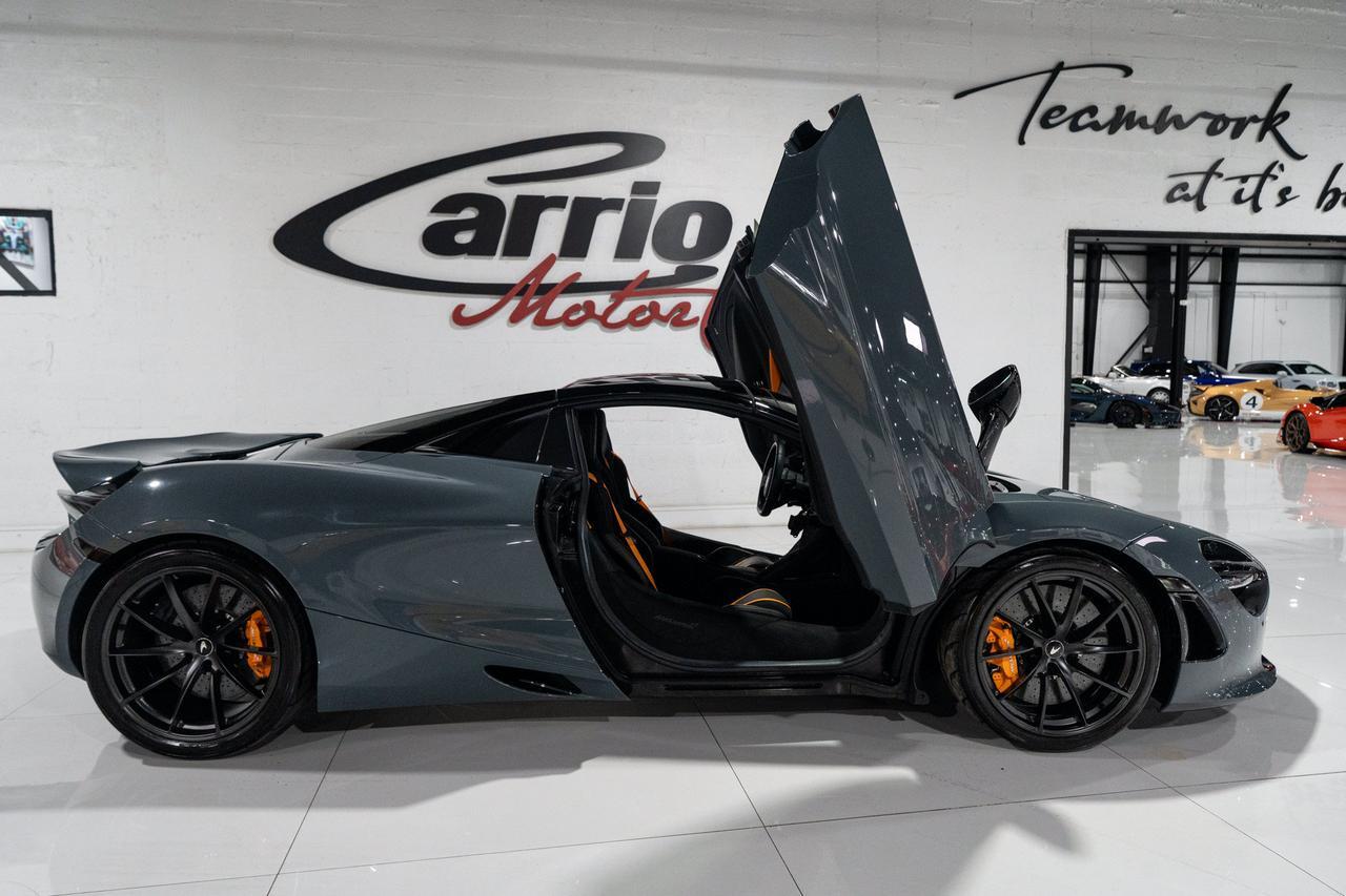 2023 McLaren 720S Luxury Spider MSO Chicane Grey paint,Carbon Black/Scoria Grey interior,Bowers & Wilkins audio & MORE Fort Lauderdale FL