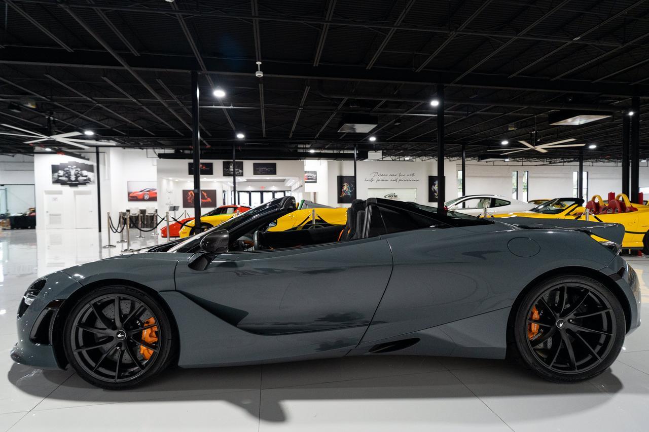 2023 McLaren 720S Luxury Spider MSO Chicane Grey paint,Carbon Black/Scoria Grey interior,Bowers & Wilkins audio & MORE Fort Lauderdale FL