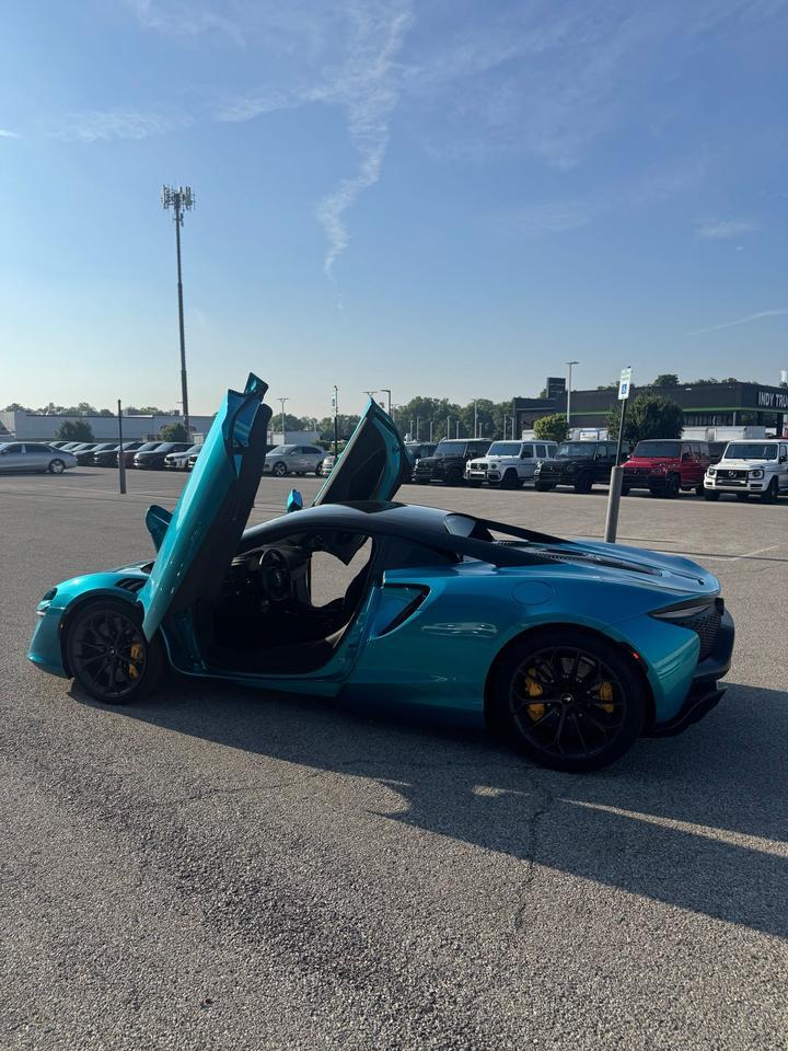 2023 McLaren Artura Base Indianapolis IN