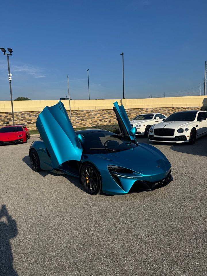 2023 McLaren Artura Base Indianapolis IN