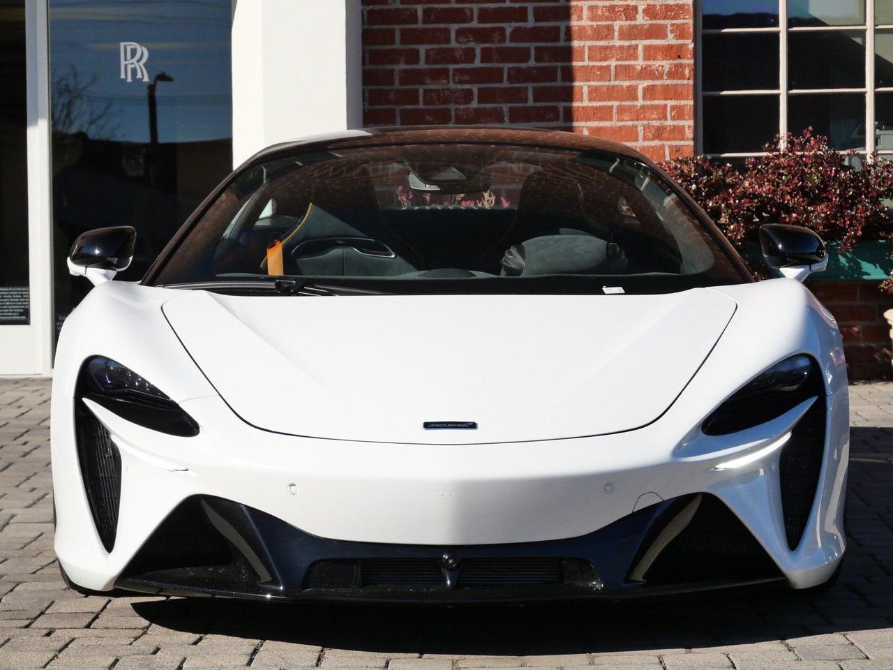 2023 McLaren Artura Performance Performance Lawrence KS