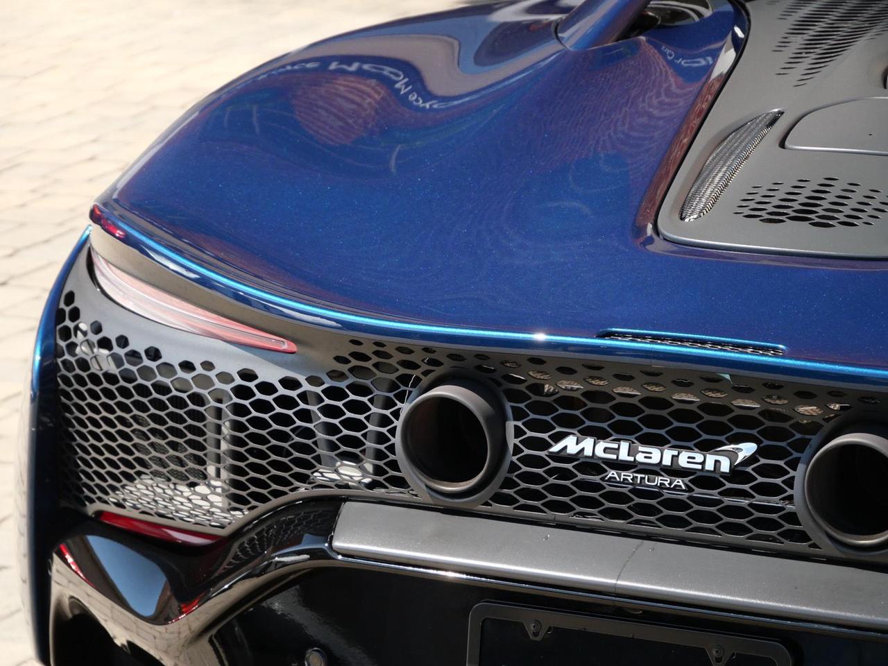 2023 McLaren Artura Performance Performance Lawrence KS