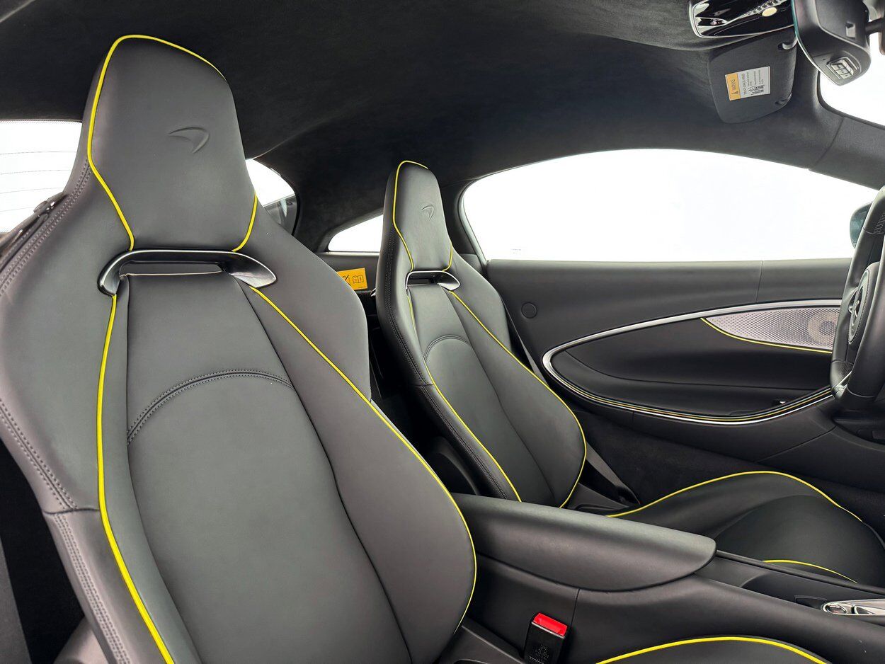 2023 McLaren Artura TechLux Bellevue WA