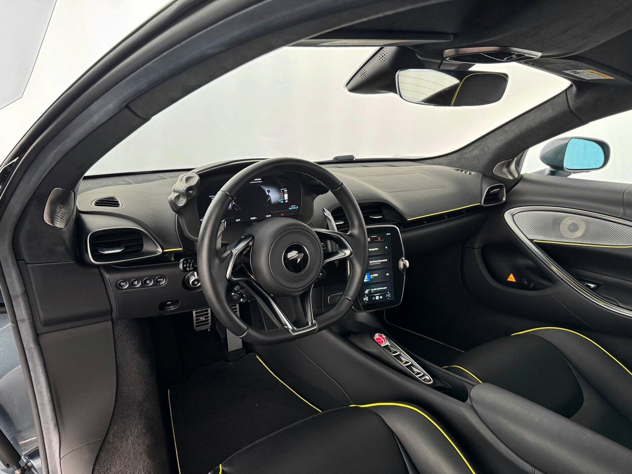 2023 McLaren Artura TechLux Bellevue WA