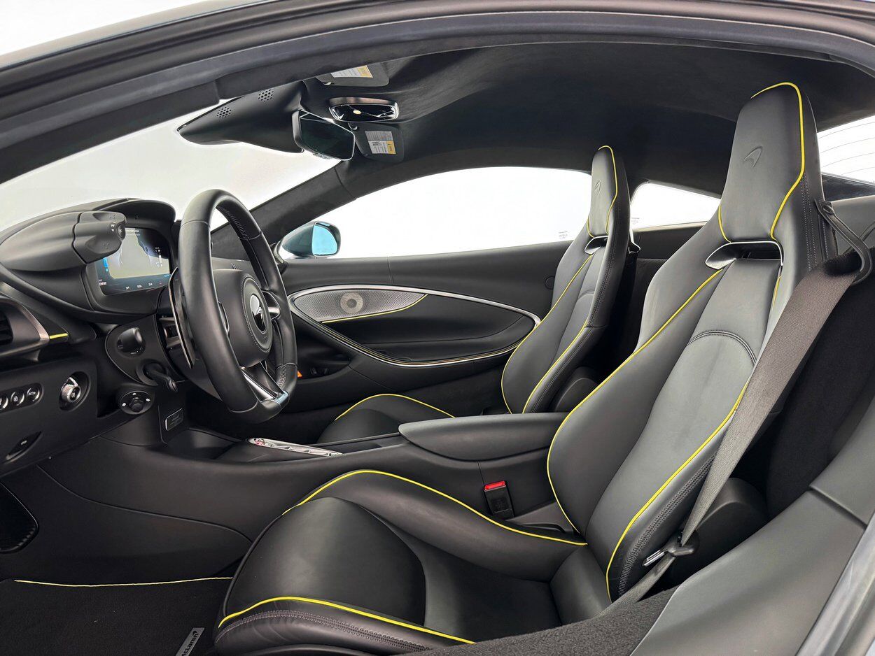 2023 McLaren Artura TechLux Bellevue WA