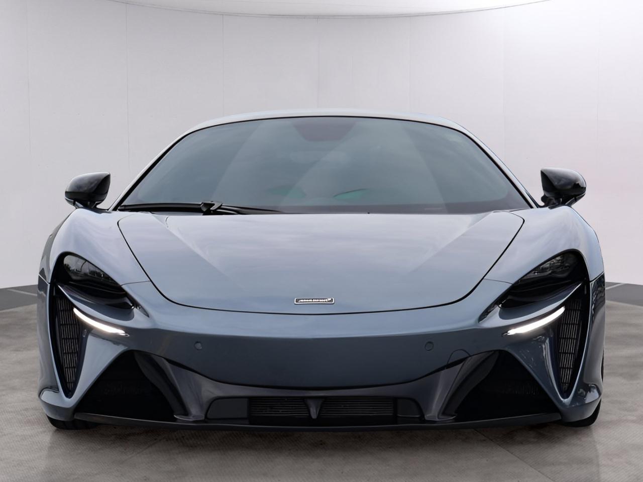 2023 McLaren Artura TechLux