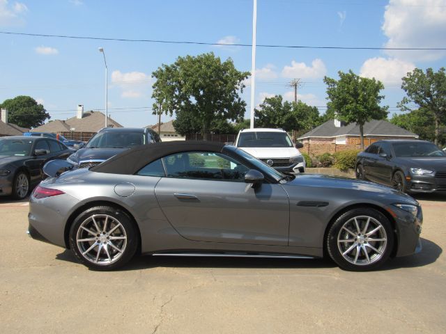 2023 Mercedes-Benz AMG SL 43 4MATIC+ Plano TX