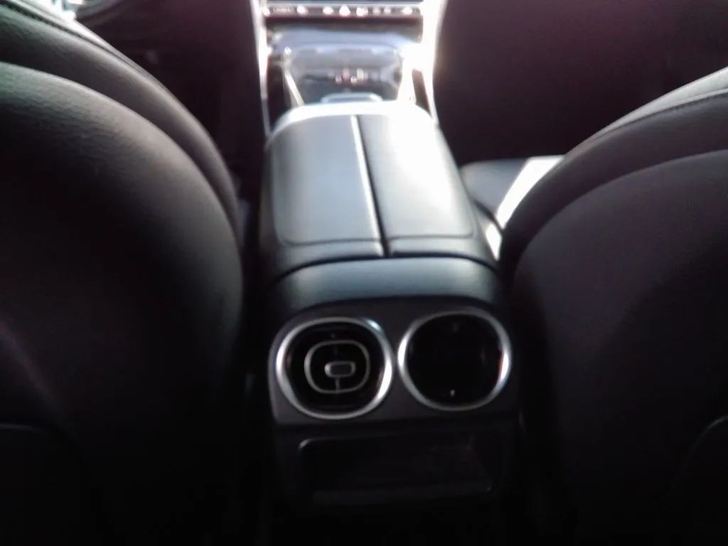 2023 Mercedes Benz C 300 Sedan photo 22