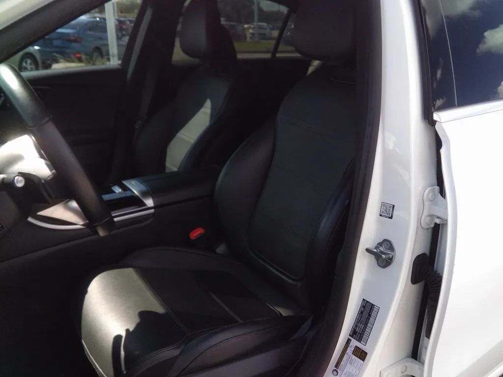 2023 Mercedes Benz C 300 Sedan photo 10
